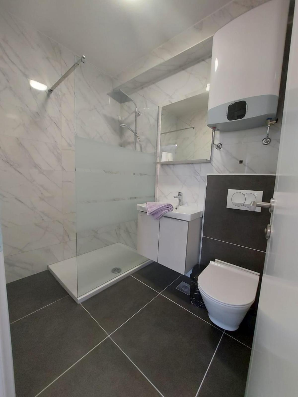 Apartmani Neva Makarska Extérieur photo